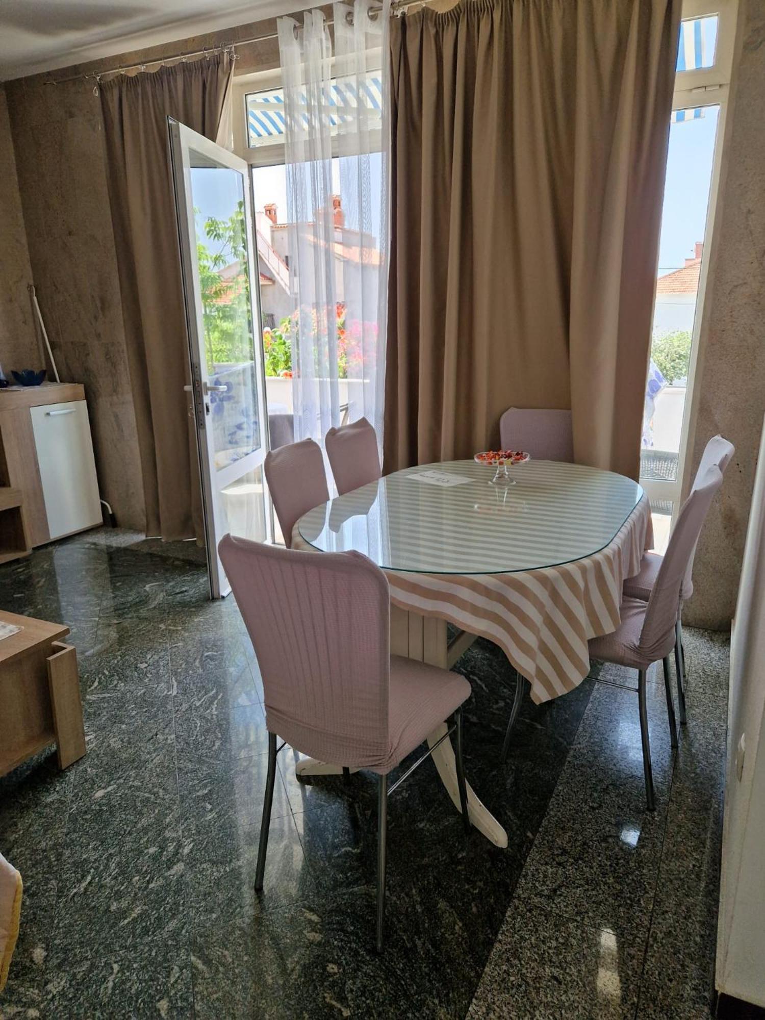 Apartmani Buba Подстрана Экстерьер фото